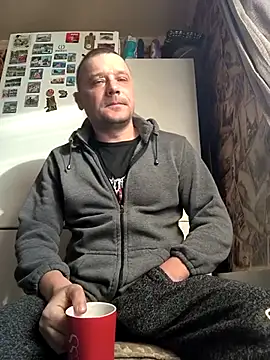 DanielOhCool online show from February 19, 6:33 am