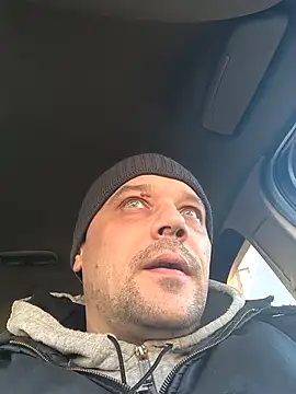 DanielOhCool online show from February 21, 2:16 pm