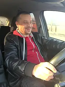 DanielOhCool online show from March 7, 2:01 pm