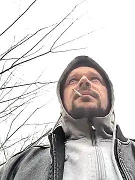 DanielOhCool online show from March 11, 8:09 am