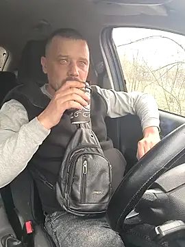 DanielOhCool online show from March 17, 10:06 am