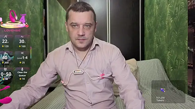 DanielOhCool online show from October 18, 6:48 am