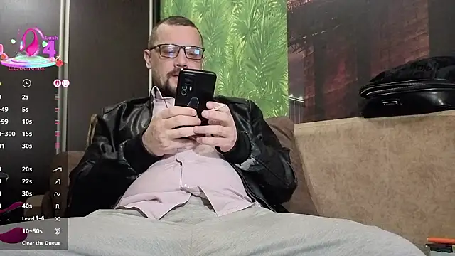 DanielOhCool online show from February 5, 6:40 am