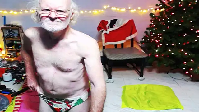 1CuteAndSexy69 online show from December 25, 1:10 am
