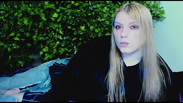 Blacklim00n online show from February 18, 9:00 pm