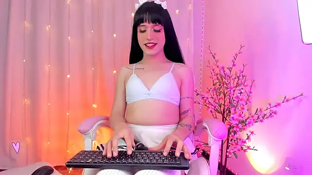 rosseblondee online show from September 26, 9:08 pm