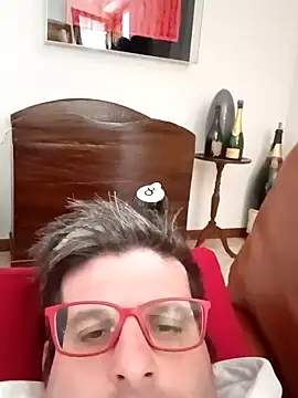 Snapshot of dario84rozz chatting on March 27, 2:50 pm dario84rozz online show from March 27, 2:50 pm