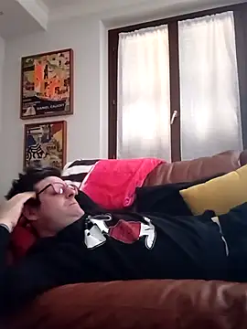 Snapshot of dario84rozz chatting on March 28, 2:16 pm dario84rozz online show from March 28, 2:16 pm