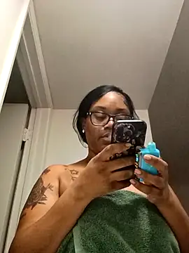 Teila21 online show from April 18, 2:26 am