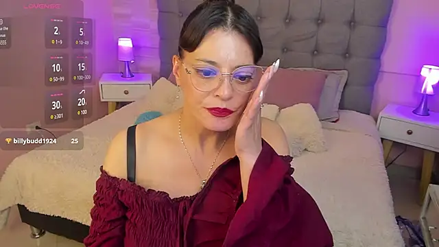  Abril W online show from February 18, 4:48 am