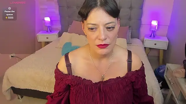  Abril W online show from February 25, 12:25 am