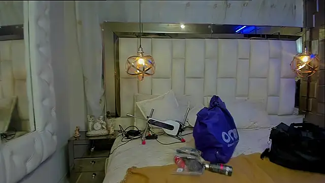 Snapshot of Nara_belen chatting on March 24, 3:33 am Nara belen online show from March 24, 3:33 am