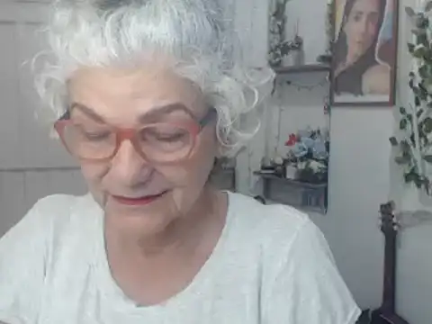 FunnyGrandma online show from September 10, 1:27 am