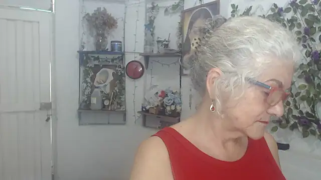 FunnyGrandma online show from March 1, 5:15 pm