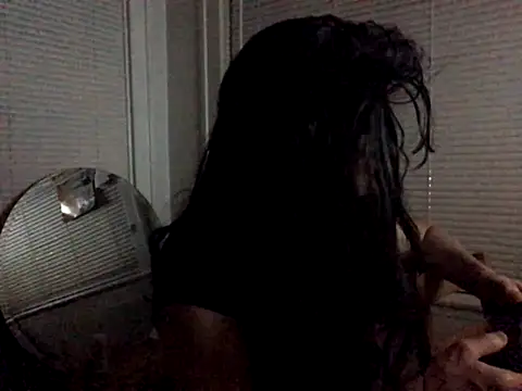 Snapshot of Jcharlesnew69@xh chatting on October 18, 6:37 am Jcharlesnew69xh online show from October 18, 6:37 am