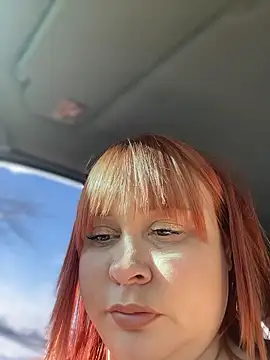 Snapshot of Model9798 chatting on February 21, 11:22 am Model9798 online show from February 21, 11:22 am