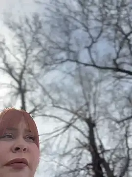 Snapshot of Model9798 chatting on February 23, 10:23 am Model9798 online show from February 23, 10:23 am