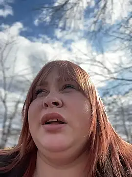 Snapshot of Model9798 chatting on March 7, 9:39 am Model9798 online show from March 7, 9:39 am