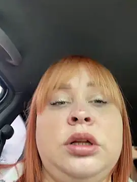 Snapshot of Model9798 chatting on April 17, 7:55 am Model9798 online show from April 17, 7:55 am