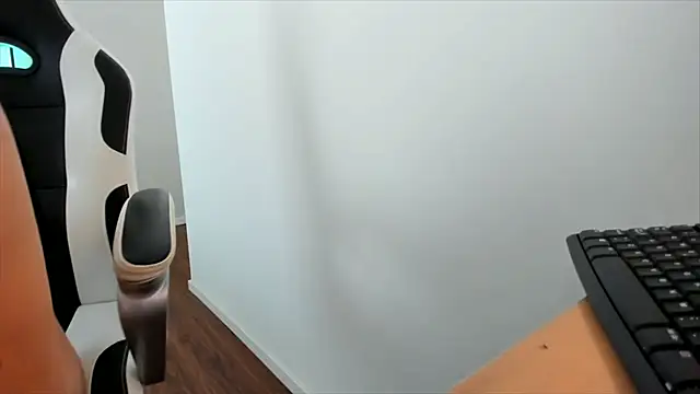 CallMeAngelica online show from January 6, 12:53 pm