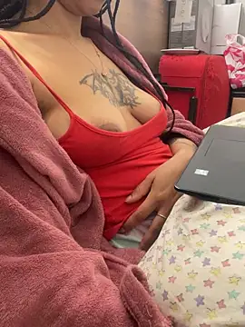 blackmodel online show from December 23, 3:01 pm