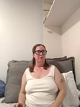 SweetandNaughty1 online show from December 5, 2:09 am