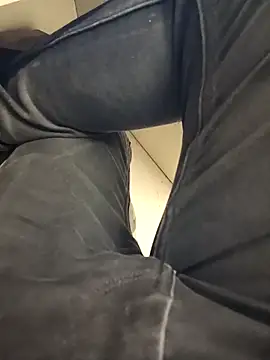 Snapshot of coolrocky346 chatting on February 12, 10:56 am coolrocky346 online show from February 12, 10:56 am