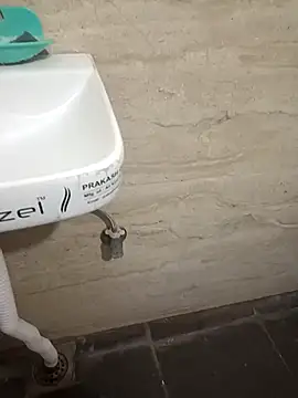 Snapshot of coolrocky346 chatting on February 19, 1:51 am coolrocky346 online show from February 19, 1:51 am