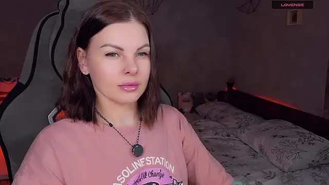 Your Sweet Lilu online show from March 16, 2:10 pm