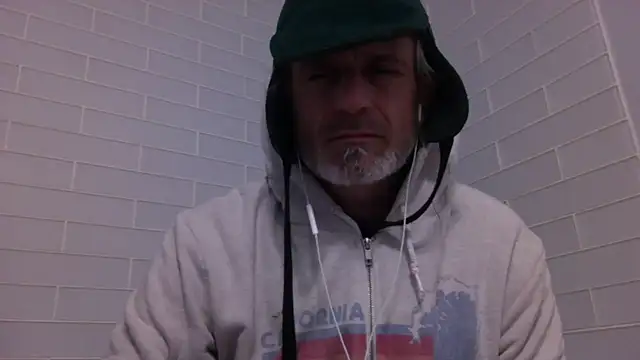 Snapshot of readyforfunxxx chatting on December 12, 2:00 pm readyforfunxxx online show from December 12, 2:00 pm