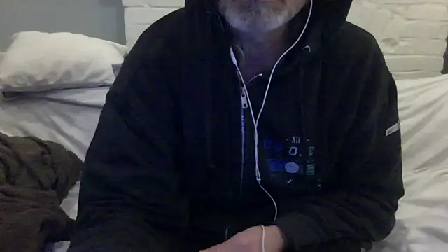 Snapshot of readyforfunxxx chatting on November 30, 9:13 am readyforfunxxx online show from November 30, 9:13 am