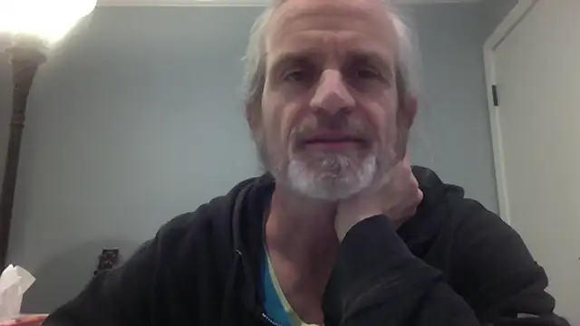 Snapshot of readyforfunxxx chatting on December 5, 4:32 am readyforfunxxx online show from December 5, 4:32 am