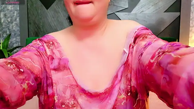 AleshaArabian online show from December 18, 8:36 pm