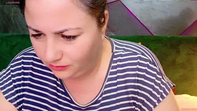 AleshaArabian online show from December 23, 8:14 pm
