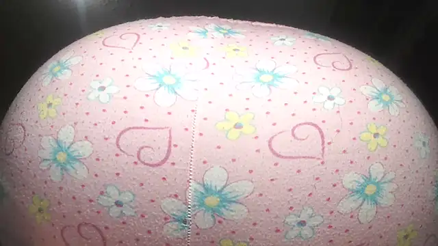 prettyangelsquirt online show from October 12, 8:30 pm