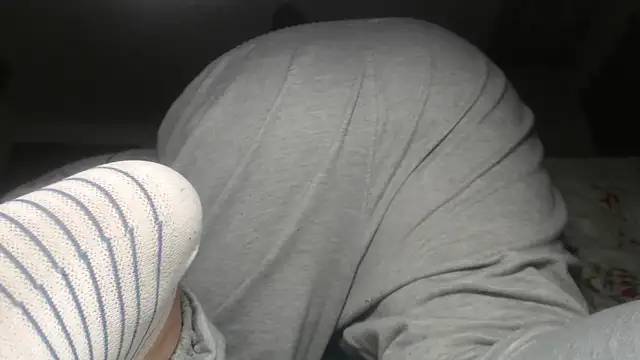 prettyangelsquirt online show from November 4, 11:15 pm