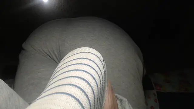 prettyangelsquirt online show from February 17, 9:21 pm