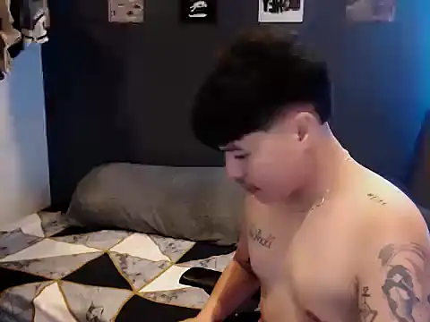 ASIANken911 online show from April 1, 4:15 pm