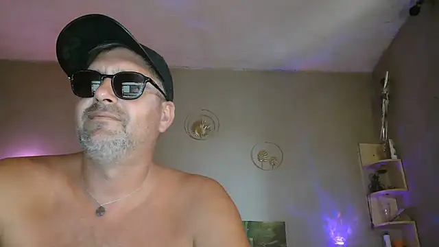 matrikes1 online show from July 16, 3:51 pm