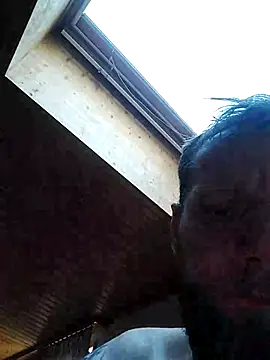 Kw8585kw online show from March 5, 8:32 am