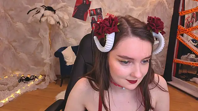 Snapshot of CloudGrace chatting on October 27, 6:12 pm CloudGrace online show from October 27, 6:12 pm