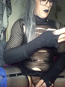 DiamondDrillBit online show from January 18, 6:01 pm