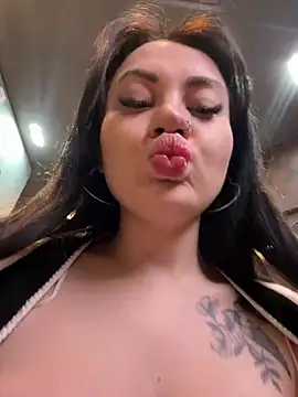 Wet  Bunny online show from March 1, 6:35 am