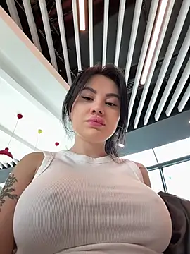Snapshot of Wet__Bunny chatting on June 1, 6:15 am Wet Bunny online show from June 1, 6:15 am