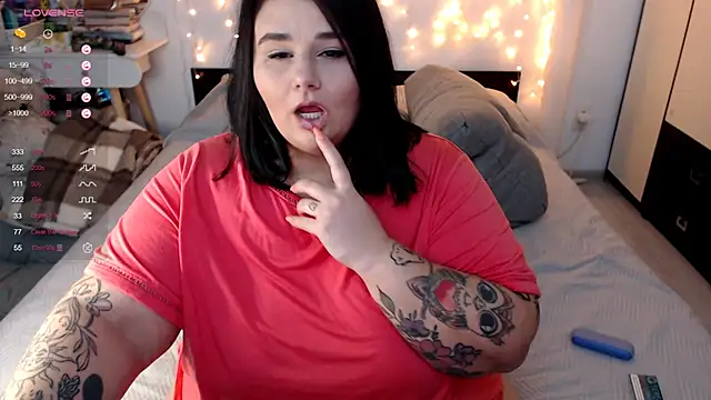 naughtykiss online show from September 11, 4:01 am