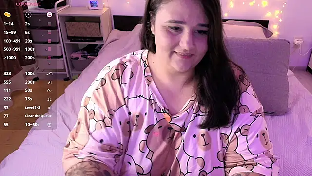 naughtykiss online show from June 21, 4:04 am