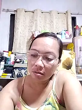 asianwet4u online show from February 19, 1:28 pm