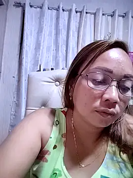 asianwet4u online show from September 23, 4:10 pm