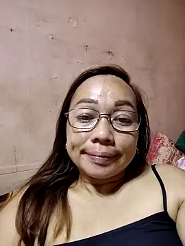 asianwet4u online show from October 15, 5:07 am