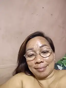 asianwet4u online show from February 8, 5:05 pm